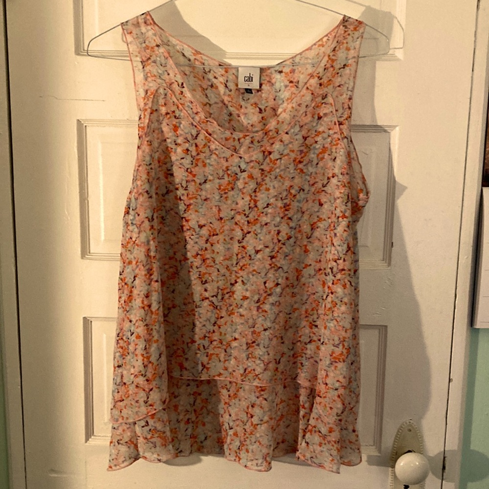 Cabi small crepe layered floral sleeveless blouse